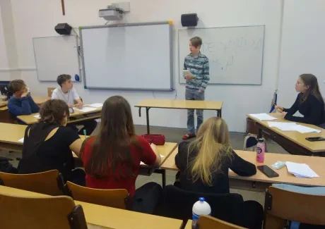 Debatiáda v kvartách 16.-17. 12. 2024