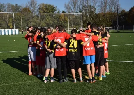 Frisbee - středoškolka; říjen 2017