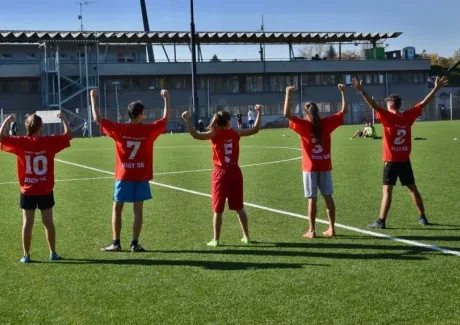 Frisbee - středoškolka; říjen 2017