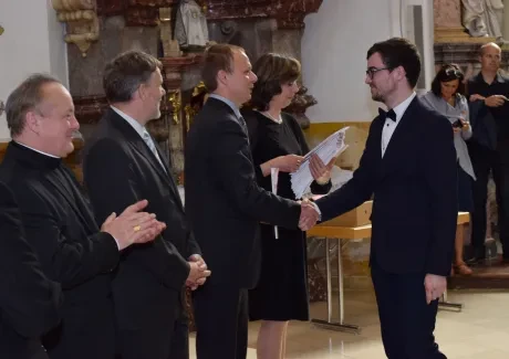 Slavnostní předávání maturitních vysvědčení 1