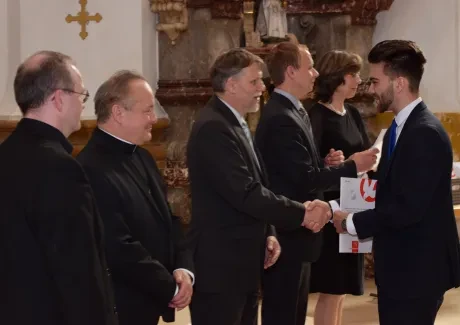 Slavnostní předávání maturitních vysvědčení 1