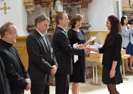 Slavnostní předávání maturitních vysvědčení 1