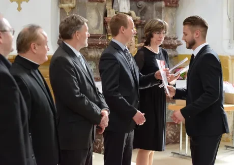 Slavnostní předávání maturitních vysvědčení 1