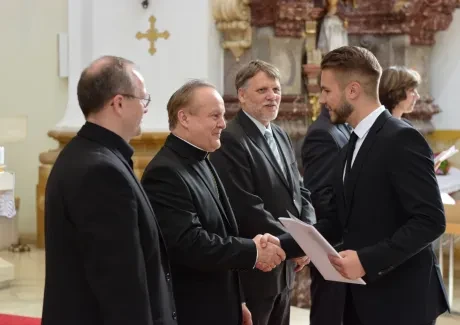 Slavnostní předávání maturitních vysvědčení 1