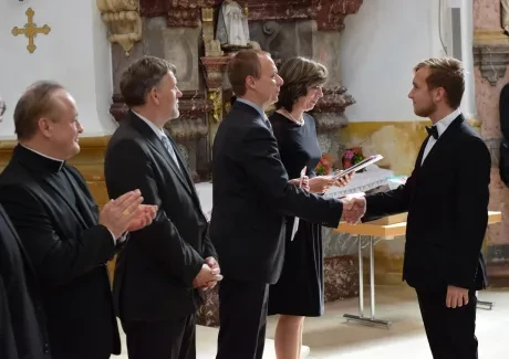 Slavnostní předávání maturitních vysvědčení 1