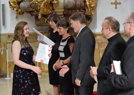 Slavnostní předávání maturitních vysvědčení 1