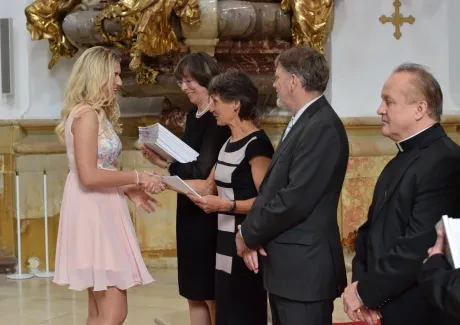 Slavnostní předávání maturitních vysvědčení 1