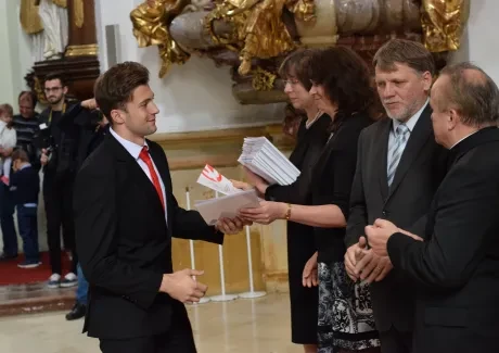 Slavnostní předávání maturitních vysvědčení 2