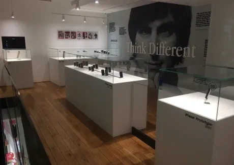 Exkurze - Apple Museum - Seminář IVT - 27. 11. 2017