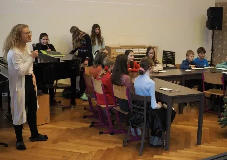 Předvánoční besídka a adventní trhy