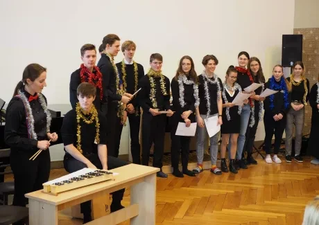 Předvánoční besídka a adventní trhy