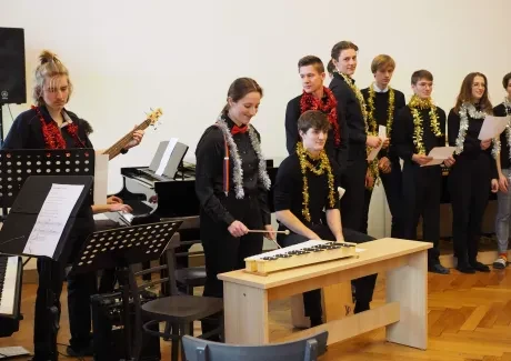 Předvánoční besídka a adventní trhy