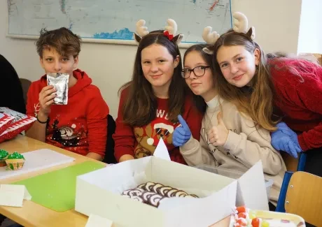 Předvánoční besídka a adventní trhy