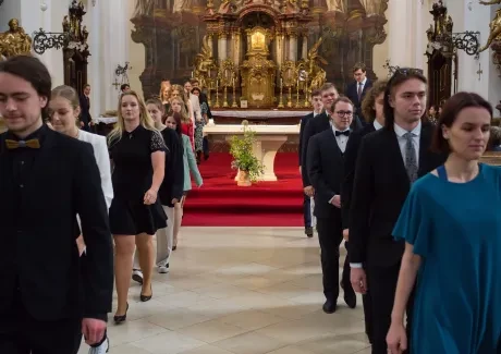 Předávání maturitních vysvědčení - 1. část