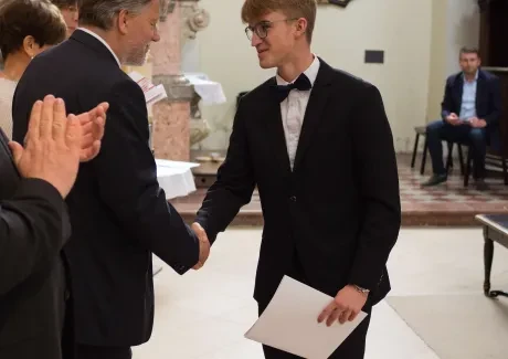 Předávání maturitních vysvědčení - 1. část