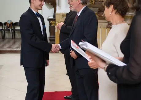 Předávání maturitních vysvědčení - 1. část