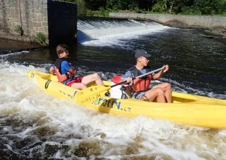 STK - vodáci na Vltavě i ve Vltavě