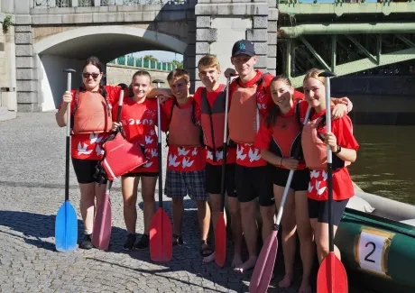 Raftový závod Mezi mosty