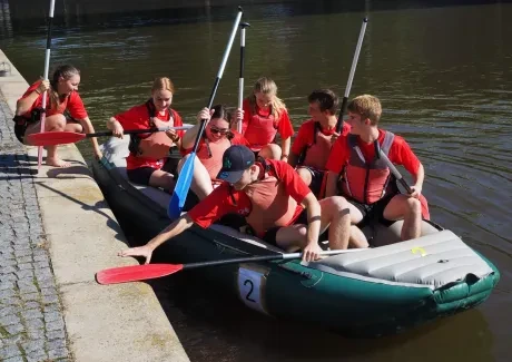 Raftový závod Mezi mosty