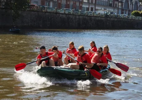 Raftový závod Mezi mosty