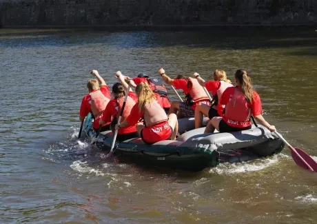 Raftový závod Mezi mosty