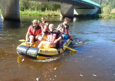 STK - vodáci na Vltavě i ve Vltavě