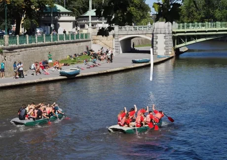 Raftový závod Mezi mosty