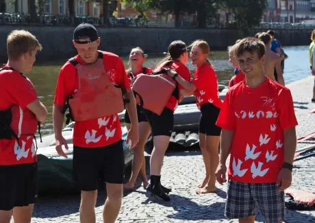 Raftový závod Mezi mosty