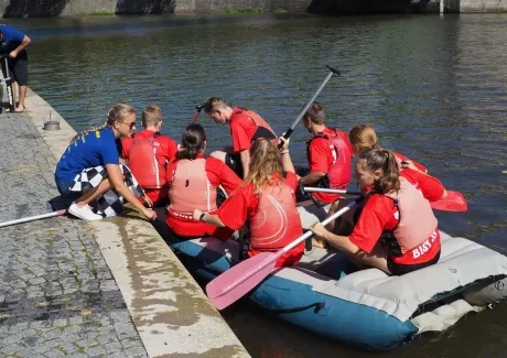 Raftový závod Mezi mosty