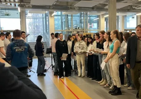 Vernisáž výstavy výtvarných prací studentů BIGY 6. 3. 2023