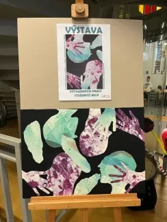 Vernisáž výstavy výtvarných prací studentů BIGY 6. 3. 2023